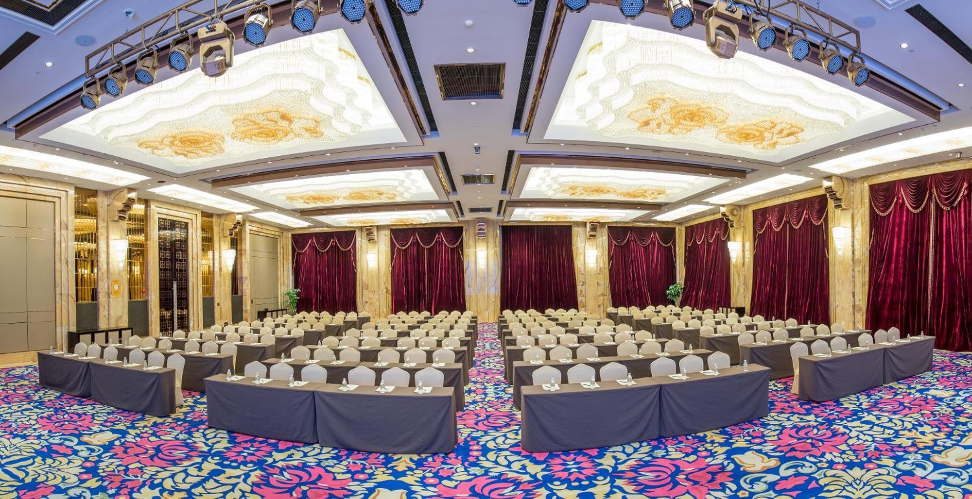 โรงแรมรอยัล การ์เดน เซี่ยงไฮ้ - นิว เอ็กซ์โป เซ็นเตอร์ - ดิสนีย์ -ผูตงอินเตอร์เนชั่นแนลแอร์พอร์ต ภายนอก รูปภาพ