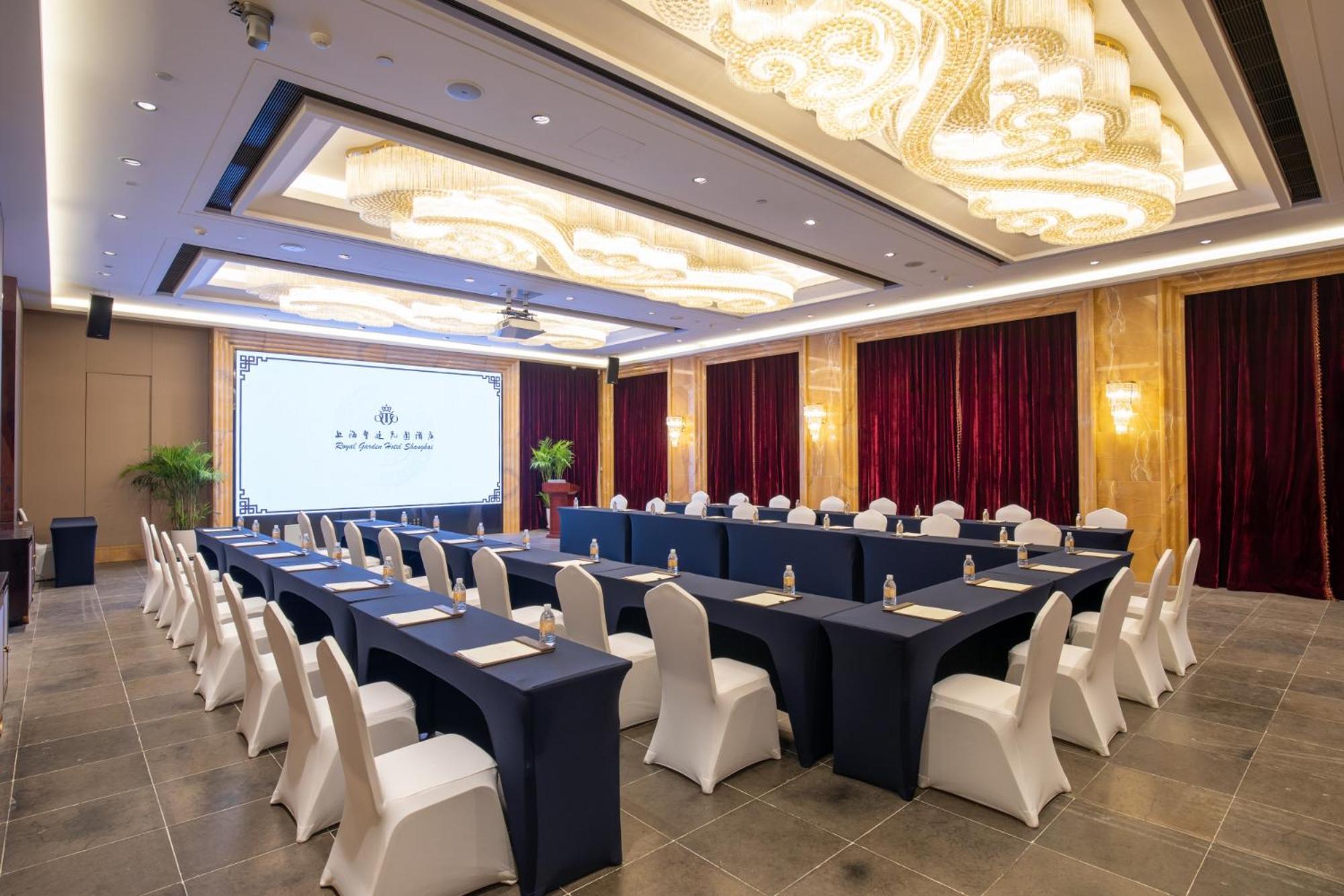 โรงแรมรอยัล การ์เดน เซี่ยงไฮ้ - นิว เอ็กซ์โป เซ็นเตอร์ - ดิสนีย์ -ผูตงอินเตอร์เนชั่นแนลแอร์พอร์ต ภายนอก รูปภาพ
